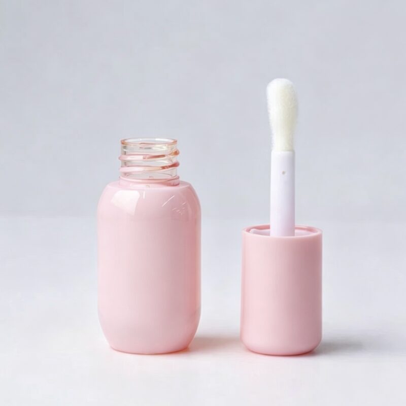 3ml Premium Capsule-Shaped Thick-Wall Empty Lip Gloss Tubes with Oversized Rounded Doe-Foot Applicator for Lip Oil DJ0010